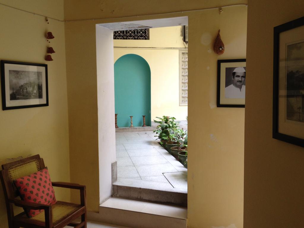 Granny'S Inn Varanasi Zimmer foto